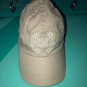 Tan hat